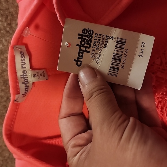 New Charlotte russe neon pink dress in size s - Picture 2 of 4